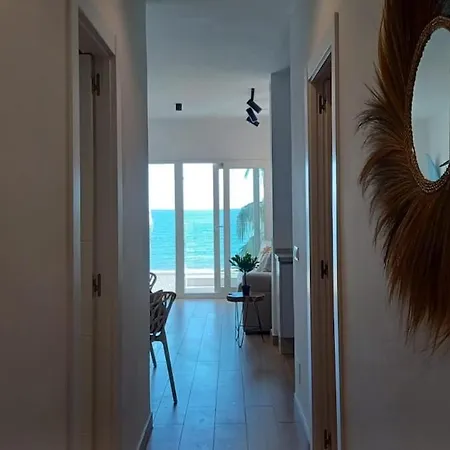 Ocean View On The In The Center Of Town! Apartment Rincon de la Victoria